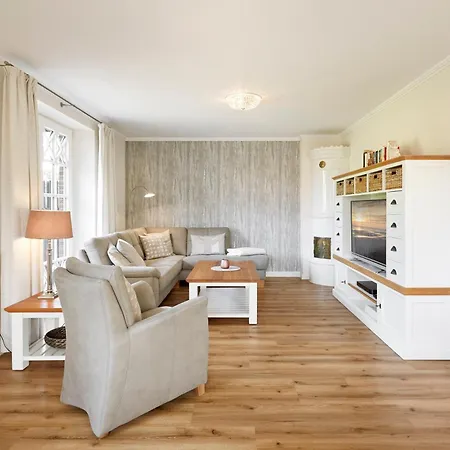 בית נופש Alt Haus 1 *